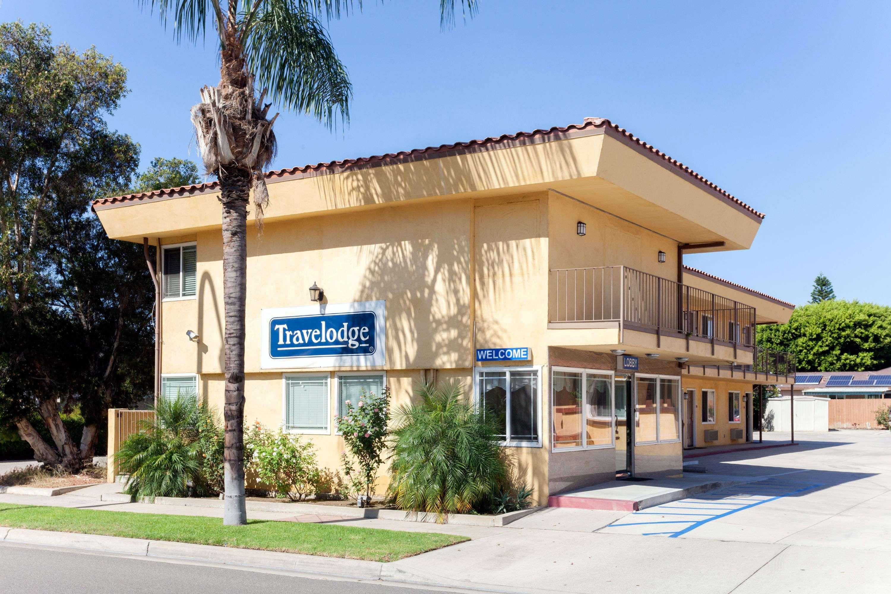 Travelodge By Wyndham בריאה מראה חיצוני תמונה